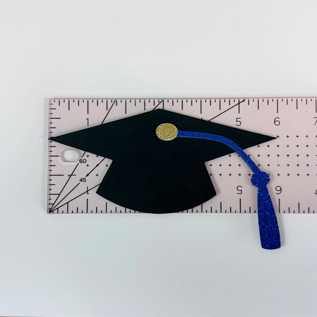 2026 Graduation Party Centerpiece Picks: Cap, Diploma, Class of 2026