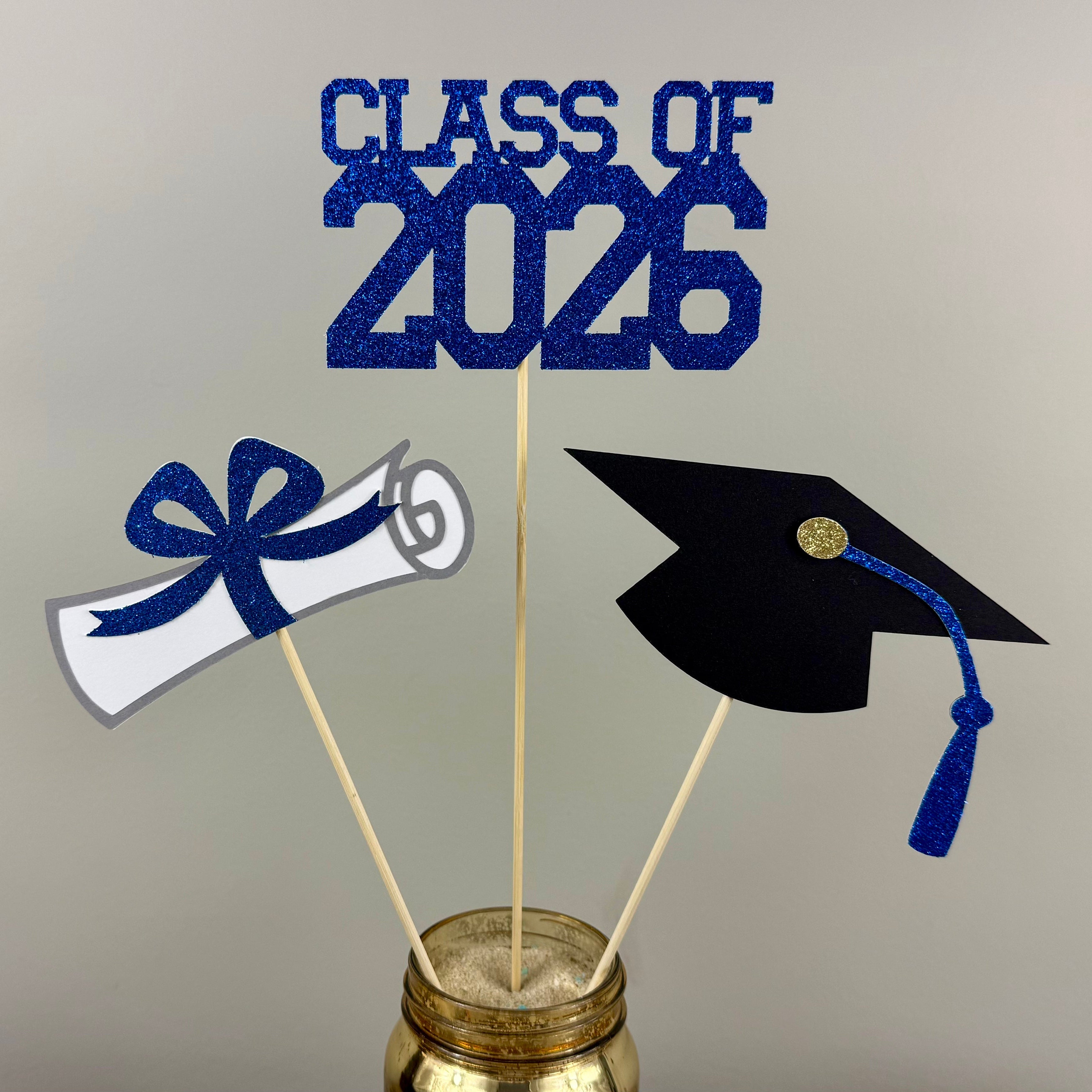 2026 Graduation Party Centerpiece Picks: Cap, Diploma, Class of 2026